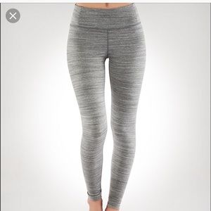 Manduka essential legging size m